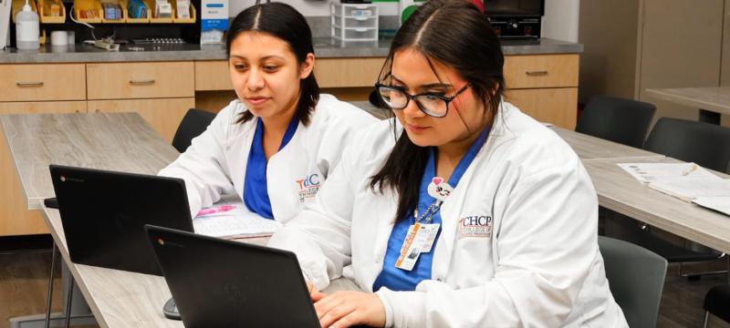 Medical Administrative Assistant Career Guide